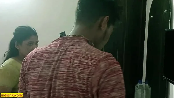 TV Mechanic fuck hot bhabhi at her room! Desi Bhabhi Sex