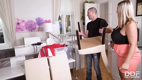 Sexy Movie Night With Milf Egypt Intro w/sex