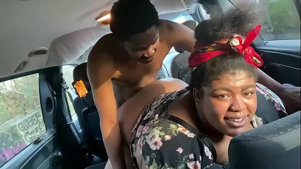 Making my bd cum fast in the car with this wet ass pregnant pussy