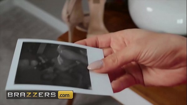 Hot Chick (Emily Willis) Knows How To Ride Huge Cock With Her Ass - Brazzers